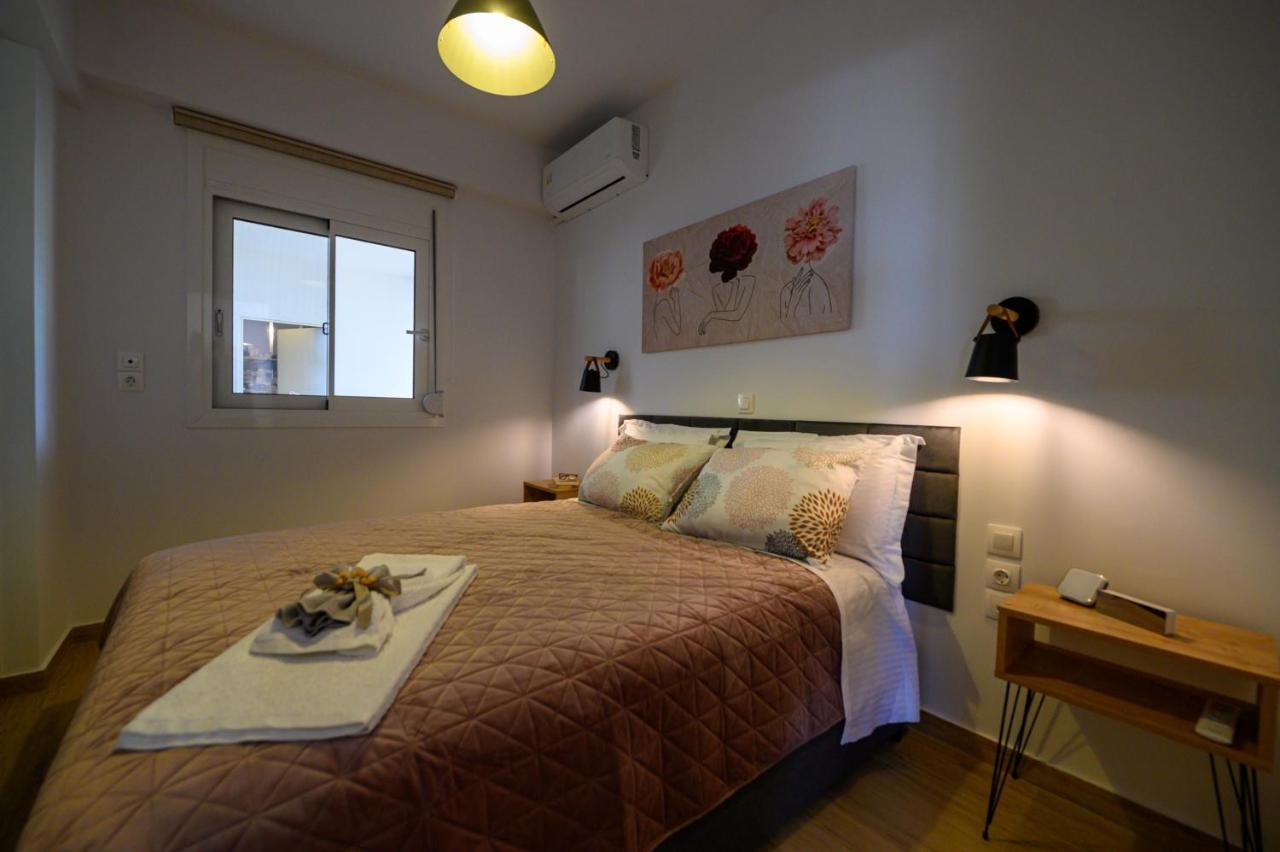 Chic Apartment In Nature, 5-Min Walk To The Beach Kalamata Esterno foto
