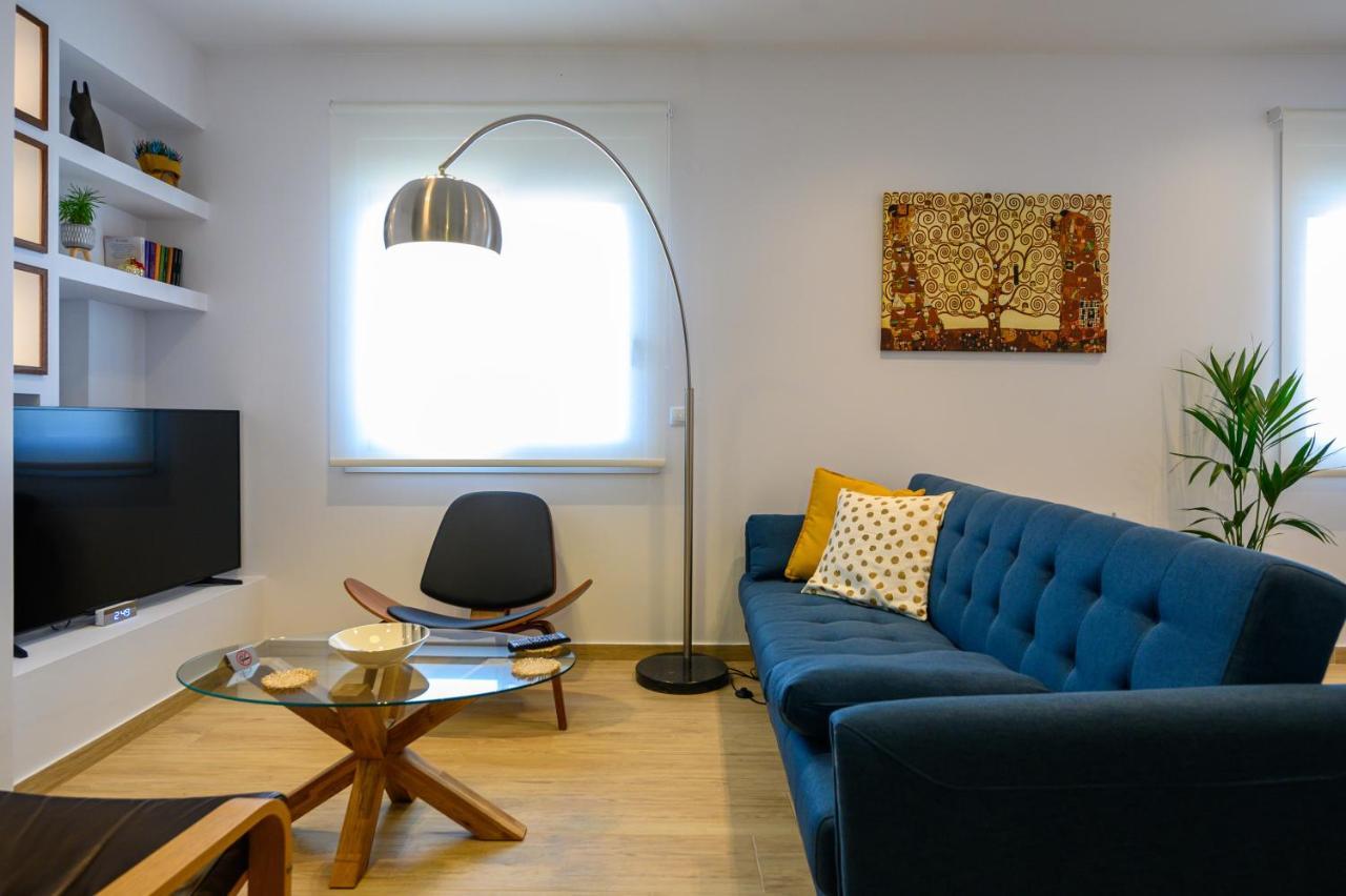 Chic Apartment In Nature, 5-Min Walk To The Beach Kalamata Esterno foto