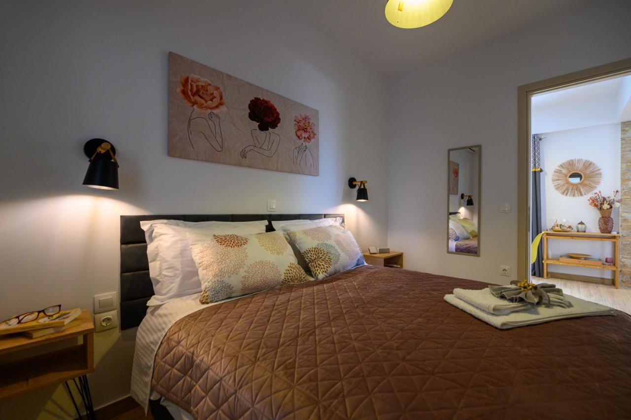 Chic Apartment In Nature, 5-Min Walk To The Beach Kalamata Esterno foto